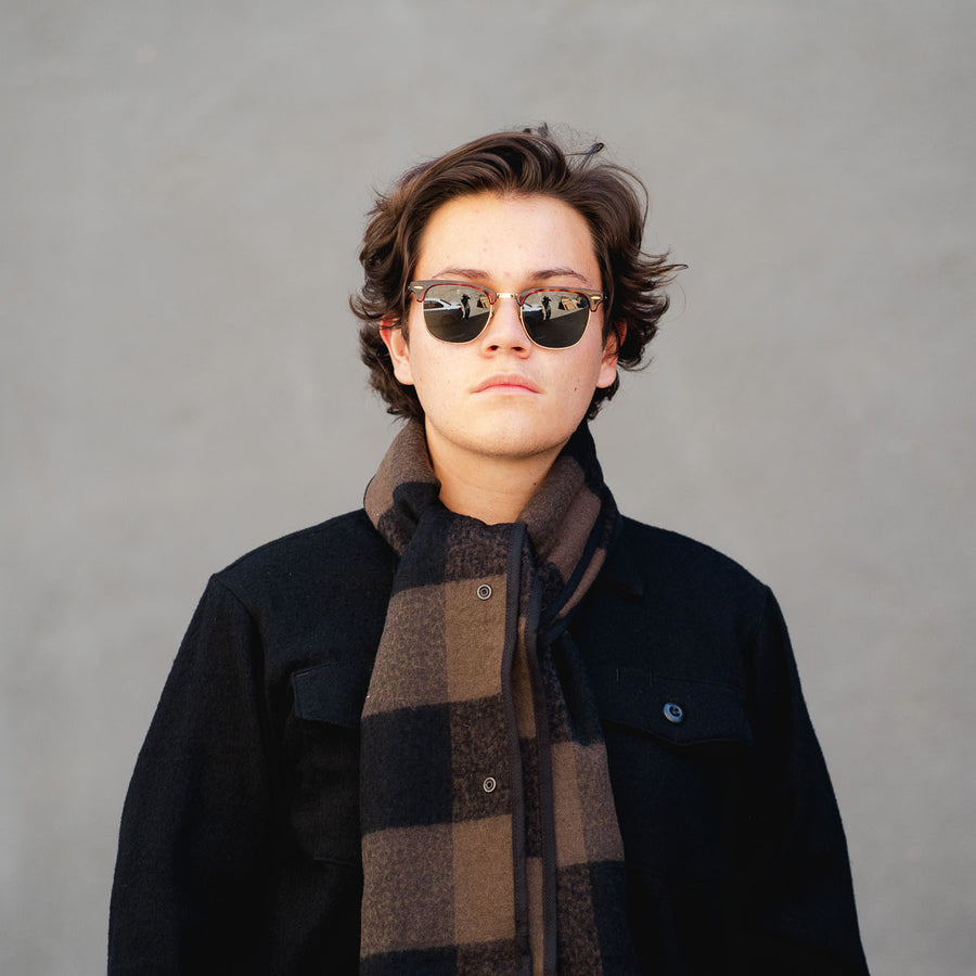 Snap Shawls.